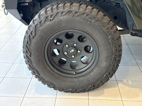 Used 2007 Jeep Wrangler Unlimited Sahara w/ Trailer Tow Group image 15