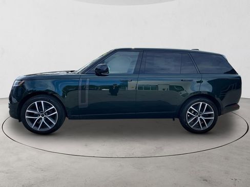 New 2026 Land Rover Range Rover Long Wheelbase SE image 2