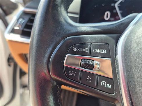 Used 2023 BMW i4 eDrive40 w/ Premium Package RWD image 11