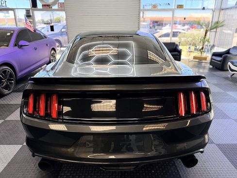 Used 2017 Ford Mustang GT w/ GT Performance Package RWD image 17