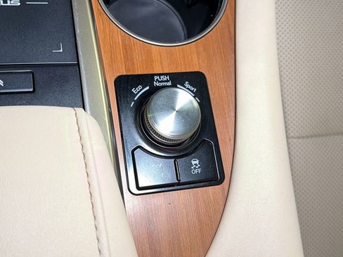 Certified 2022 Lexus RX 350 AWD w/ Premium Package image 26