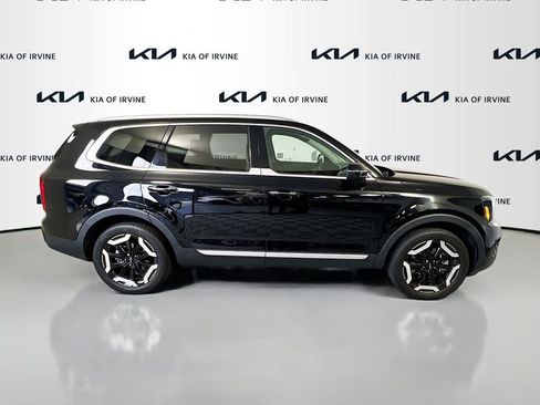 Used 2023 Kia Telluride S w/ S Sunroof Package FWD image 13