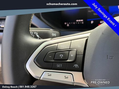 Used 2023 Volkswagen Taos SE w/ Panoramic Sunroof Package FWD image 26