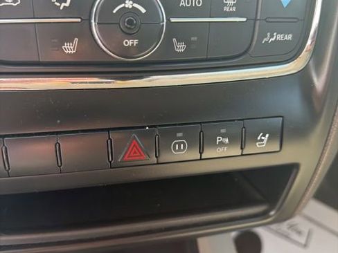 Used 2012 Dodge Durango Crew AWD/4WD image 27