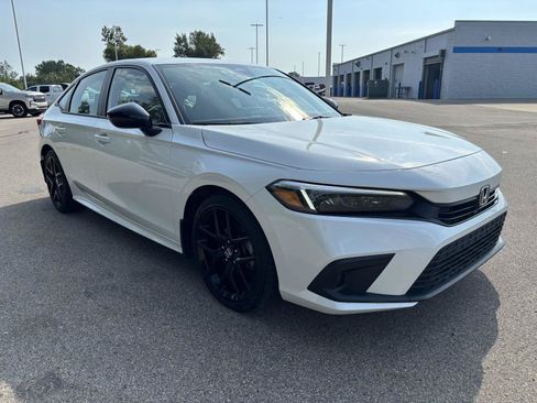 Used 2024 Honda Civic Sport image 5