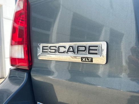 Used 2010 Ford Escape XLT AWD/4WD image 5
