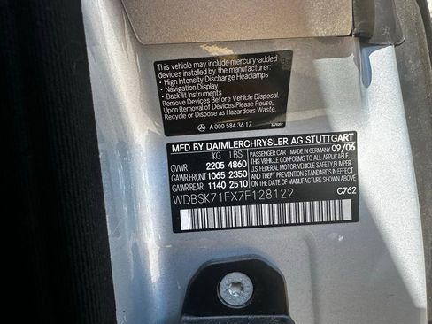 Used 2007 Mercedes-Benz SL 550 image 40