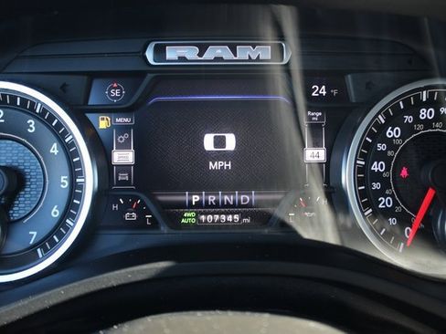 Used 2022 RAM 1500 Laramie w/ Sport Appearance Package image 17