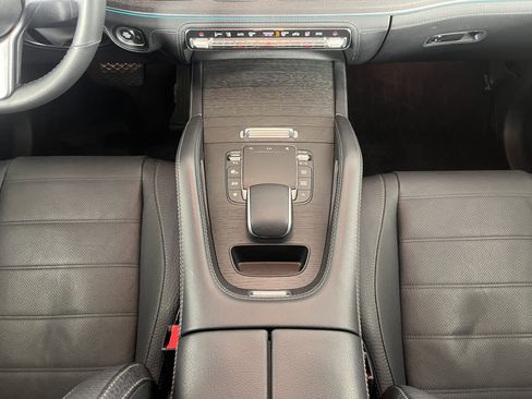 Used 2022 Mercedes-Benz GLE 350 4MATIC image 19