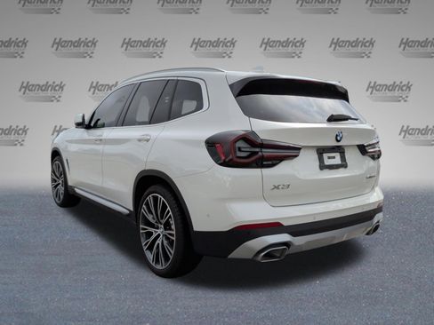 Used 2024 BMW X3 sDrive30i w/ Premium Package image 9