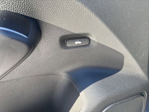 Used 2024 Honda Civic Touring image 19