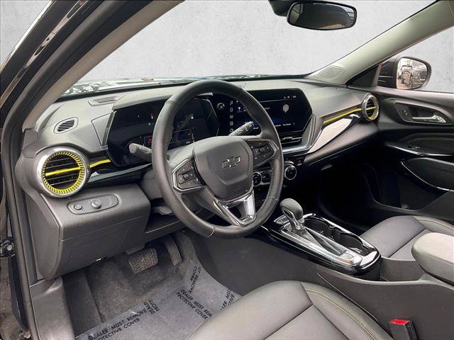 Used 2026 Chevrolet Trax ACTIV FWD image 14