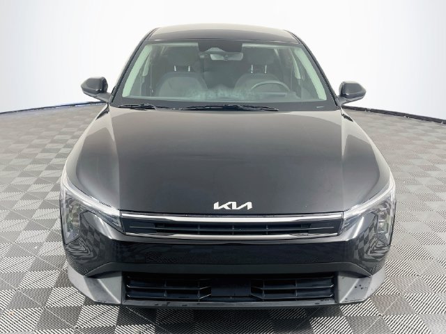 Used 2025 Kia K4 FWD image 3