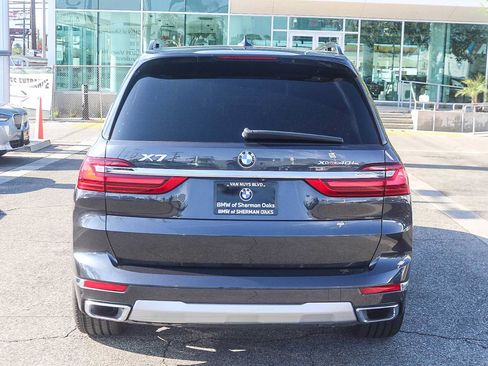 Used 2022 BMW X7 xDrive40i w/ Premium Package AWD/4WD image 5