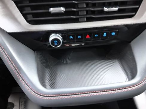 Used 2026 Ford Explorer Active w/ Active Comfort Package AWD/4WD image 29