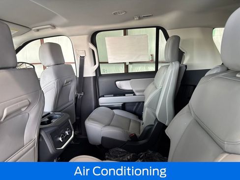 New 2026 Ford Expedition Active RWD image 15