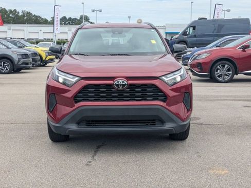 Used 2022 Toyota RAV4 XLE FWD image 8
