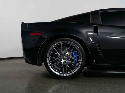 Used 2009 Chevrolet Corvette ZR1 w/ Preferred Equipment Group image 10