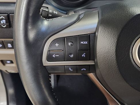 Used 2023 Lexus GX 460 Premium image 48