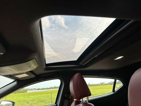 Used 2024 MAZDA MAZDA3 s image 24