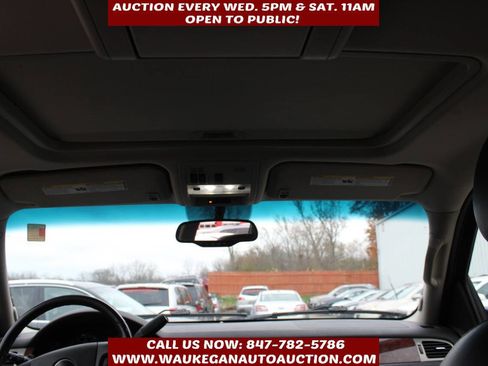 Used 2010 Chevrolet Suburban LT w/ Luxury Package image 9