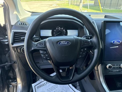 Used 2022 Ford Edge SE AWD/4WD image 11
