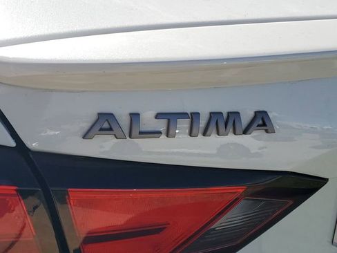 Used 2023 Nissan Altima 2.5 SR FWD image 33