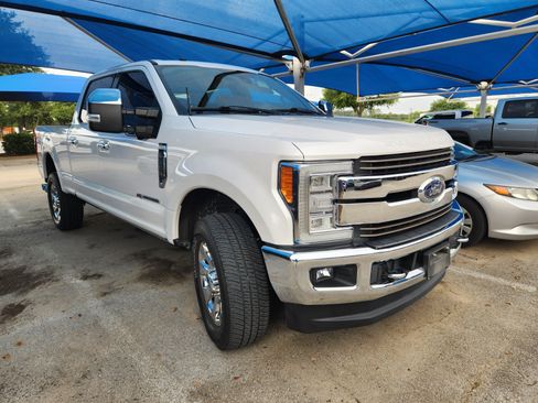 Used 2018 Ford F250 King Ranch w/ King Ranch Ultimate Package AWD/4WD image 1