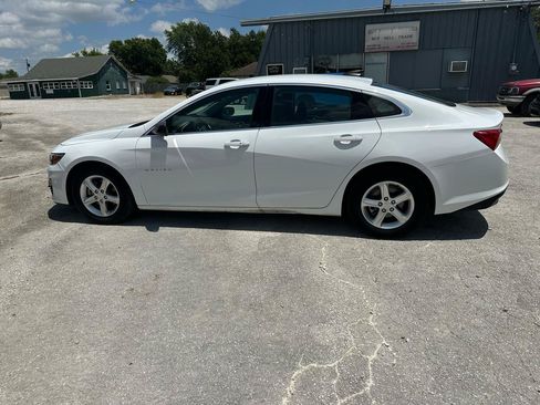 Used 2023 Chevrolet Malibu LS FWD image 10