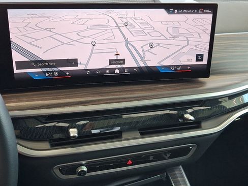 Certified 2024 BMW X5 xDrive40i w/ Premium Package image 16