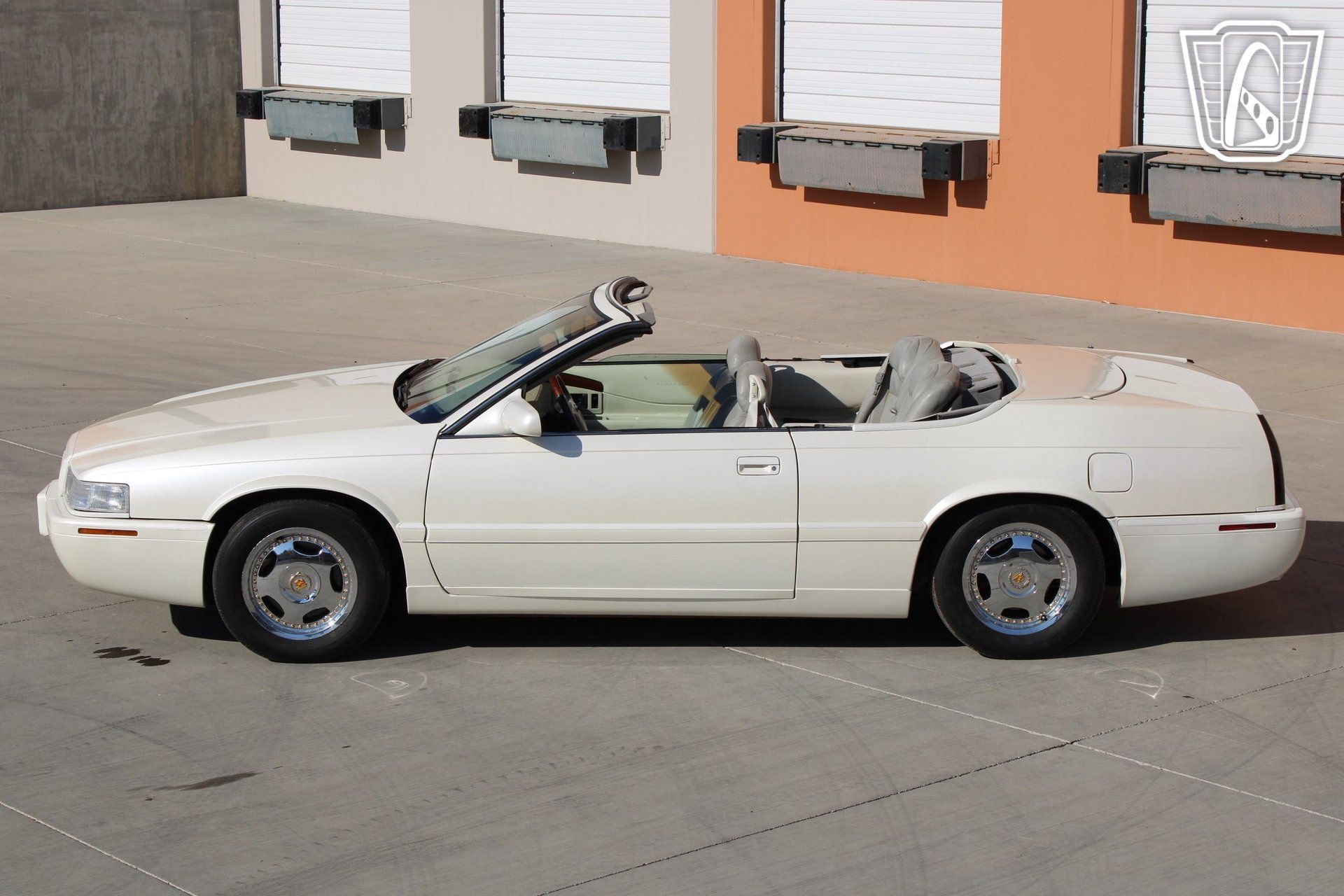 Used 2002 Cadillac Eldorado Touring w/ Preffered Equipment Group FWD image 8