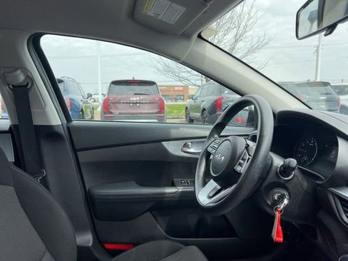 Certified 2023 Kia Forte LXS FWD image 31