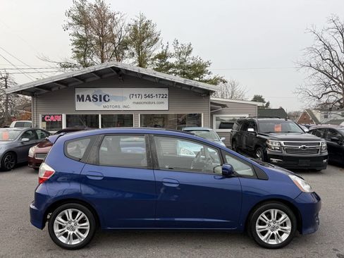 Used 2010 Honda Fit Sport image 3