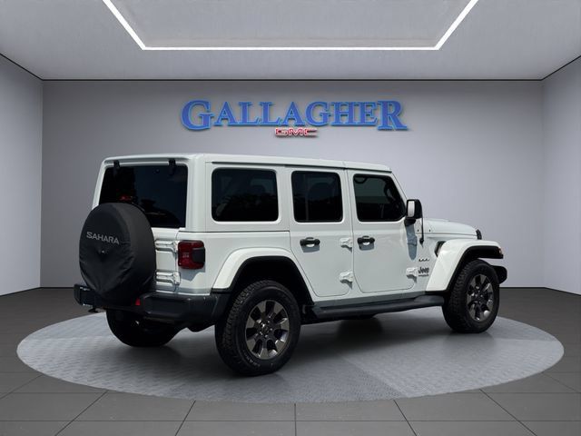 Used 2018 Jeep Wrangler Unlimited Sahara w/ Dual Top Group AWD/4WD image 4
