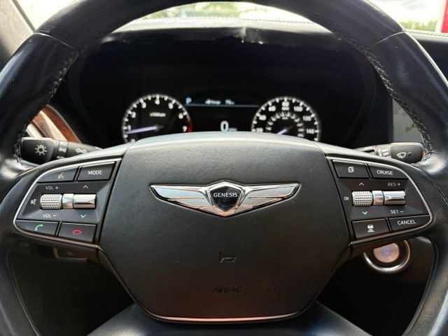 Used 2017 Genesis G90 3.3T Premium RWD image 18