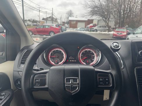 Used 2014 Dodge Grand Caravan SE w/ Quick Order Package 29E SE image 37