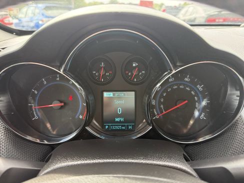 Used 2014 Chevrolet Cruze LTZ image 19