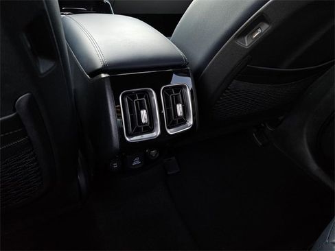 Certified 2023 Kia Sorento SX Prestige image 17