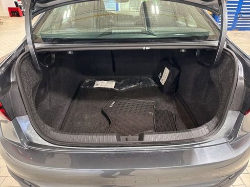 Certified 2022 Volkswagen Jetta SE image 27