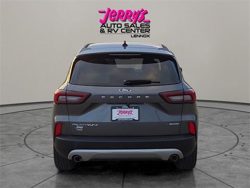 Used 2023 Ford Escape Platinum image 4