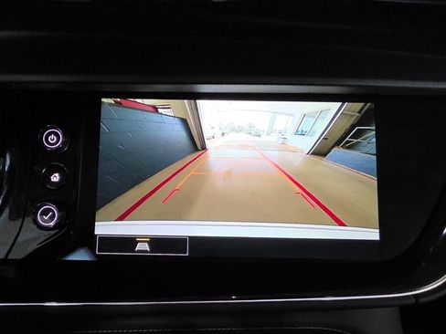 Used 2023 Buick Envision Preferred w/ Sport Touring Package AWD/4WD image 33