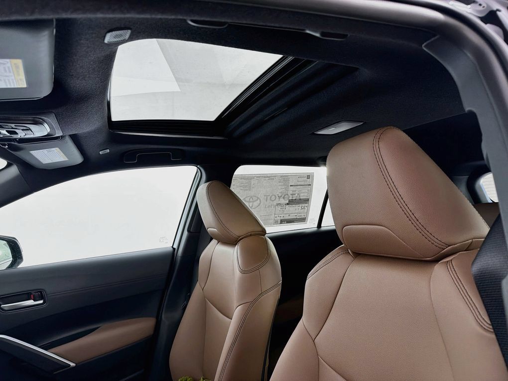 New 2026 Toyota Corolla Cross XLE w/ Convenience Package FWD image 32