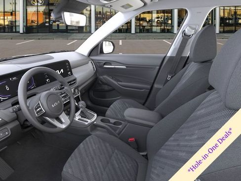 New 2026 Kia Seltos LX image 17