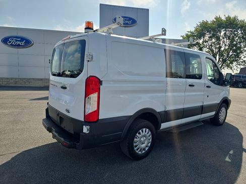 Used 2016 Ford Transit 250 130 Low Roof RWD image 6