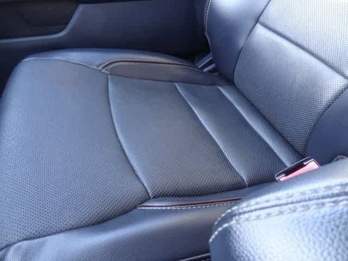 Certified 2021 Ford F150 Lariat w/ Equipment Group 502A High image 18