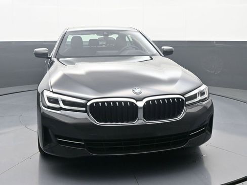 Used 2023 BMW 530i xDrive w/ Premium Package image 2