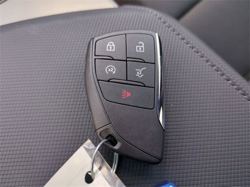 Certified 2024 Chevrolet Equinox EV RS image 35