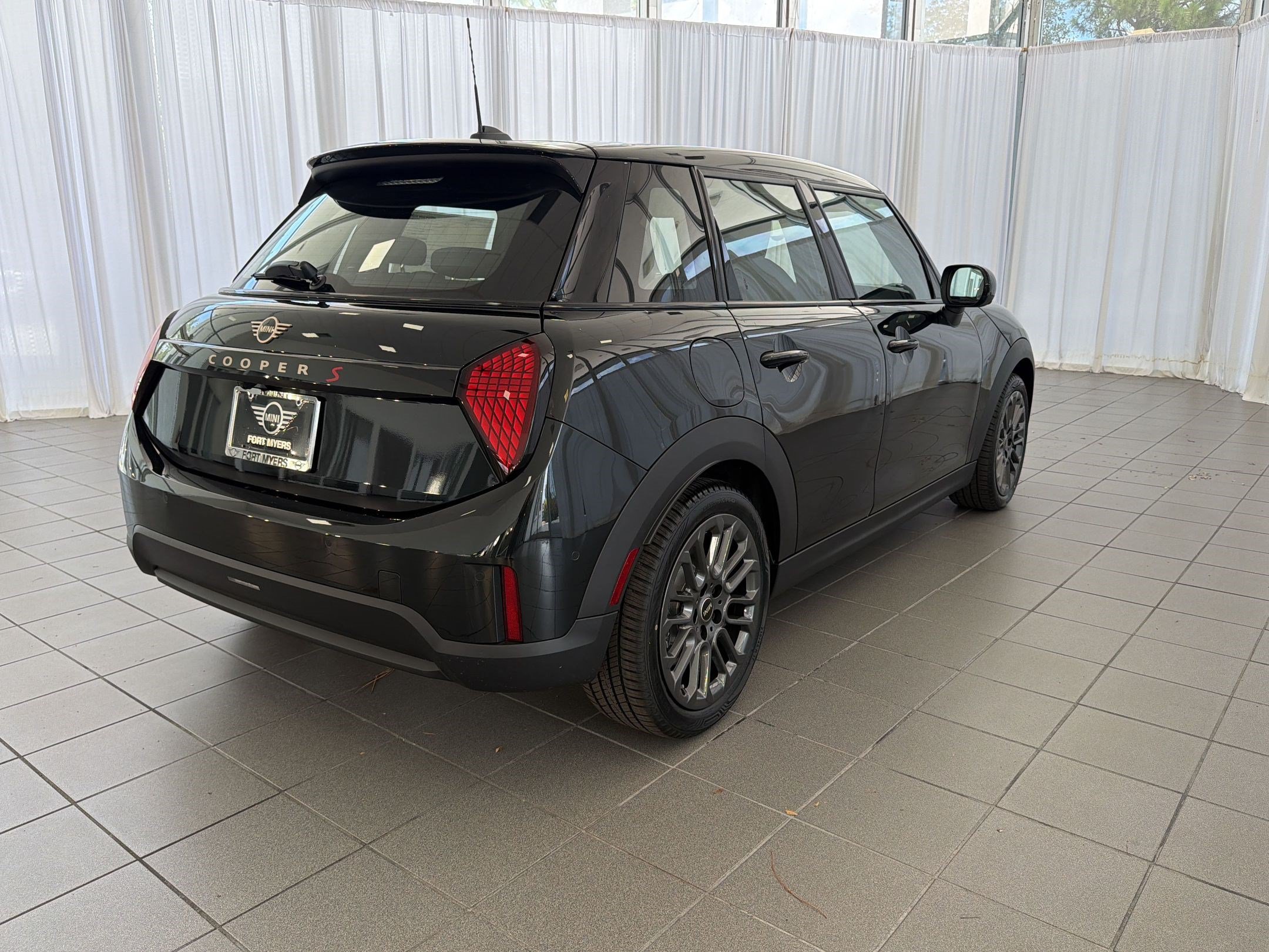 New 2026 MINI Cooper S FWD image 9