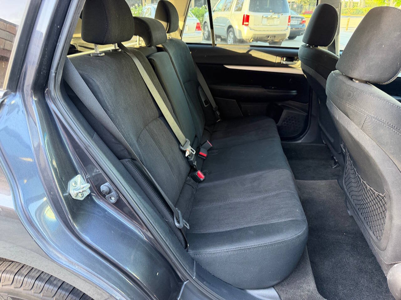 Used 2013 Subaru Outback 2.5i Premium AWD/4WD image 14