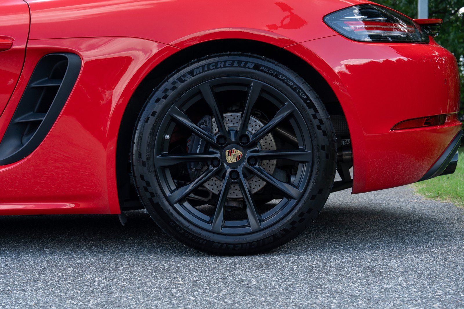 Used 2017 Porsche 718 Boxster RWD image 13